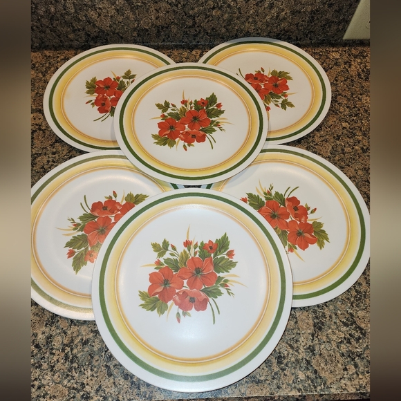 National Home Products Other - National Home Products Artisan Ware Floral Dinner Plates Set Of 6